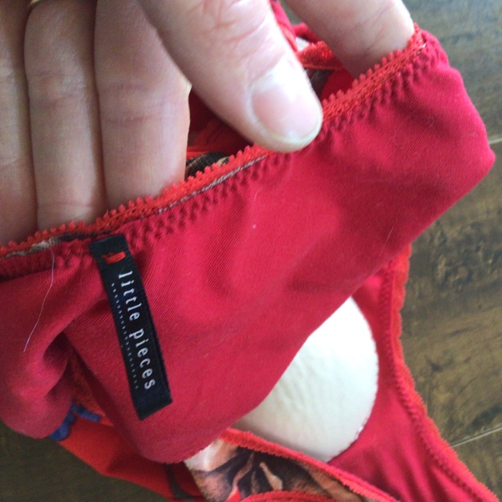Floral Bodysuit - Picture 6 of 9